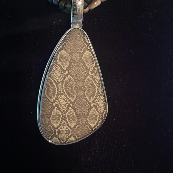 Premier Designs necklace - Picture 2 of 7